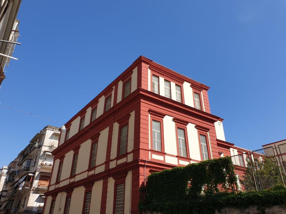 Apartment Lovely Napolitan Basso With Bbq Next To Garibaldi Station *